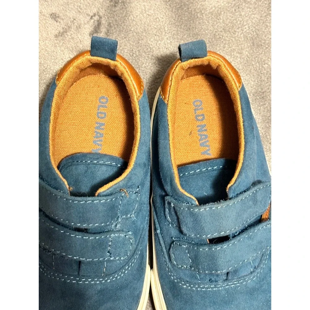 Old Navy Toddler Boys Teal Blue Faux Suede Double Strap Sneakers Size 6